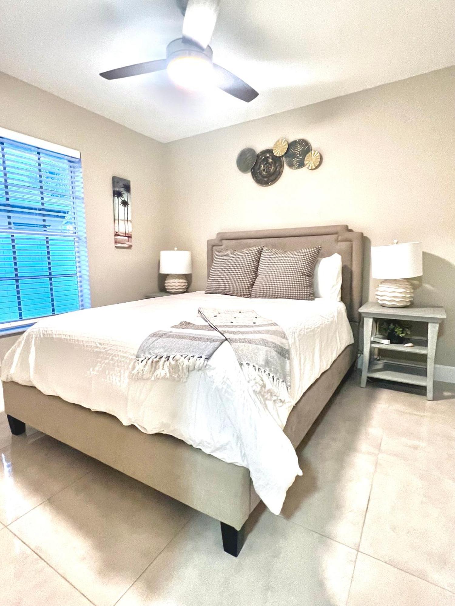 Spacious Home Near Downtown & The Beach Delray Beach Esterno foto