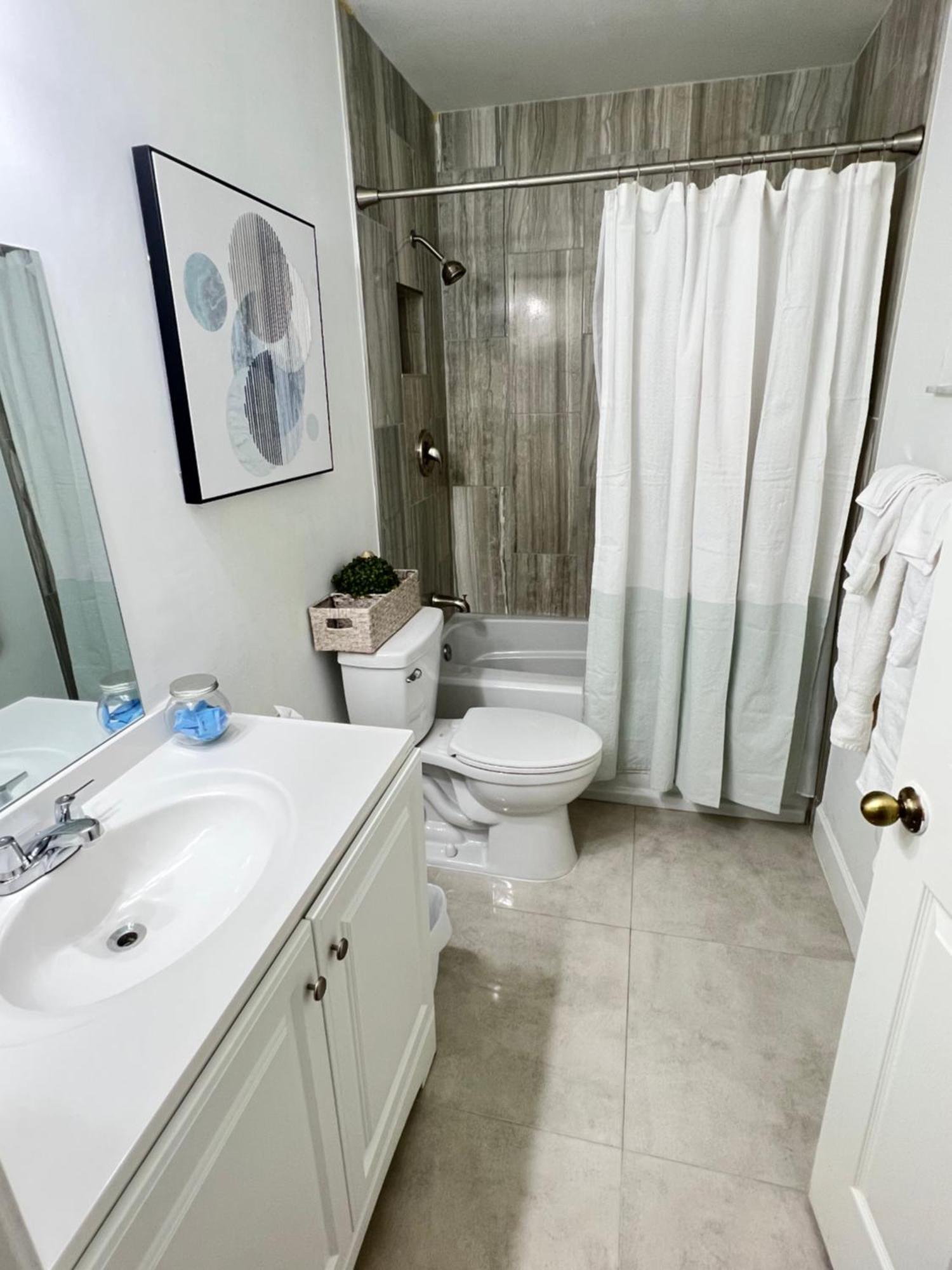 Spacious Home Near Downtown & The Beach Delray Beach Esterno foto